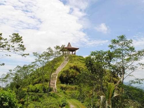 Climb These 5 Challenging Stairs to Breathtaking Places in Indonesia