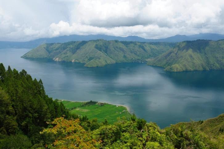 The Latest Status of the Evacuation Process for Tourists Following the Eruption of Mount Lewotobi