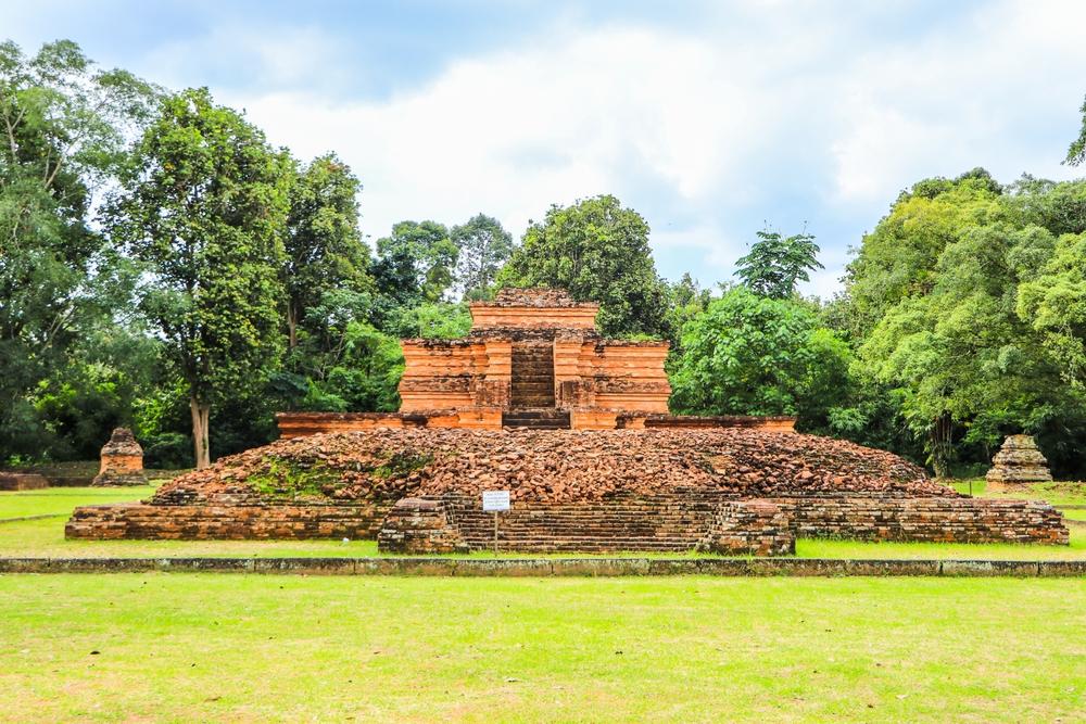 Komplek Candi Muaro Jambi