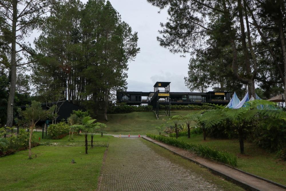 Taman Publik POM IX