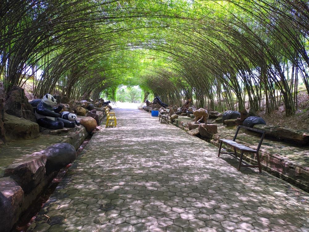 Jambi Paradise: Tempat Wisata Keluarga dengan Spot Foto Kece