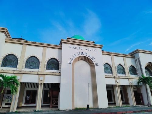 Masjid Agung Baiturrahim Gorontalo
