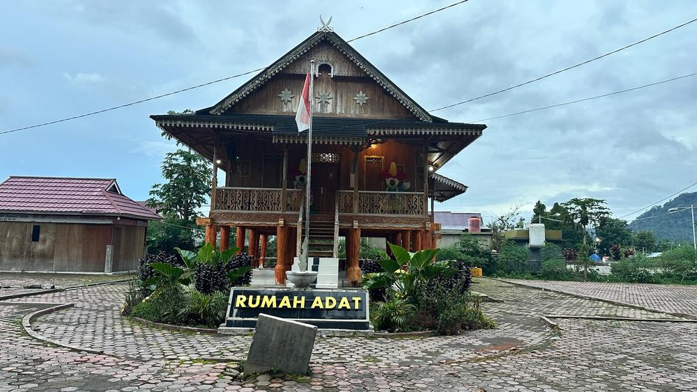 Rumah Adat Rejang: Warisan Budaya Bengkulu yang Unik