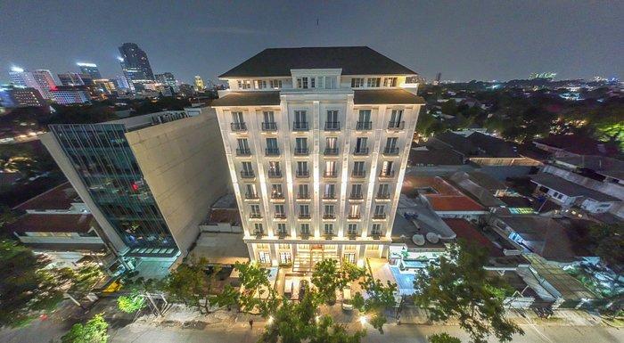 Jambuluwuk Thamrin Hotel