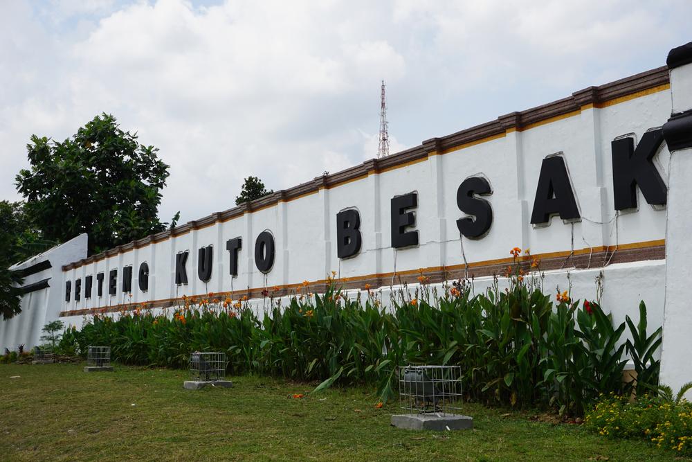 Benteng Kuto Besak, Wisata Sejarah Ikonik di Palembang