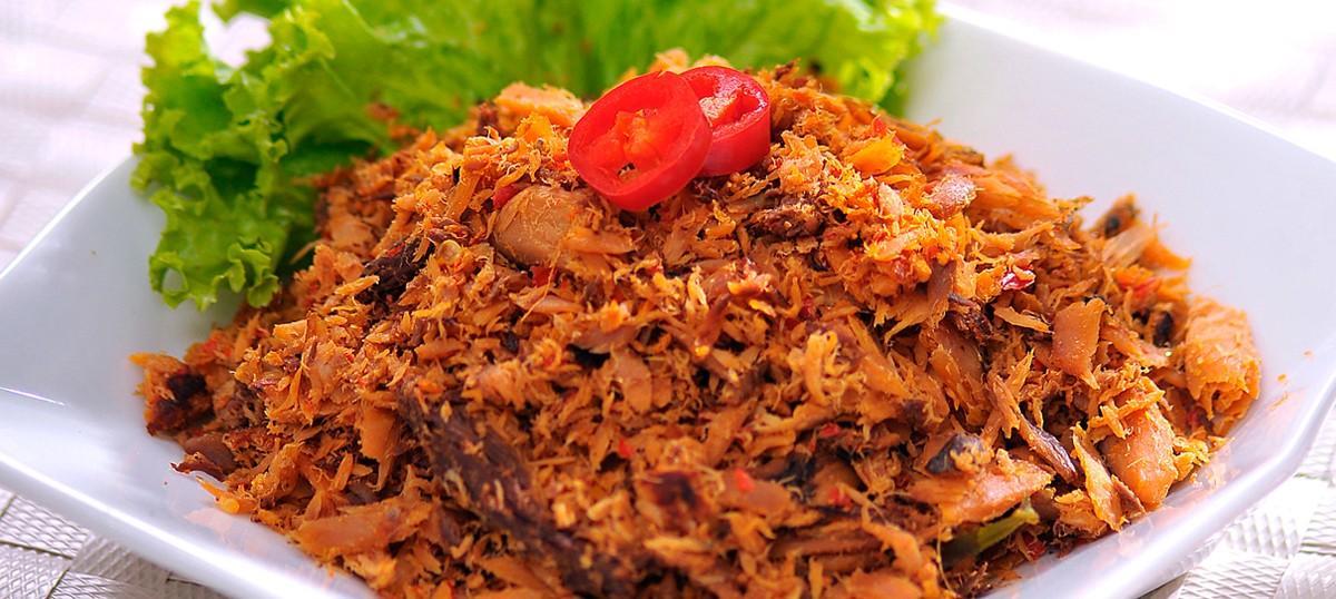 Nourriture de manado délicieusement épicé