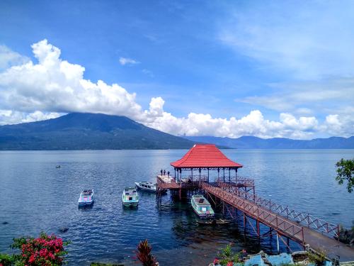 Danau Ranau yang Eksotis untuk Healing dan Melepas Penat
