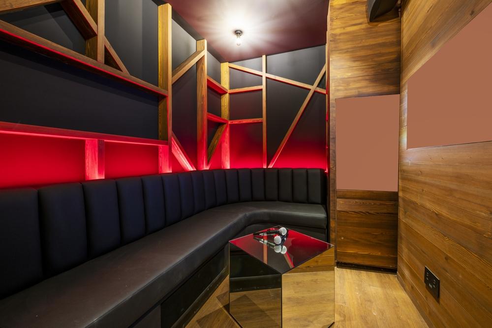 Level V Karaoke, Tempat Hiburan Favorit di Mamuju