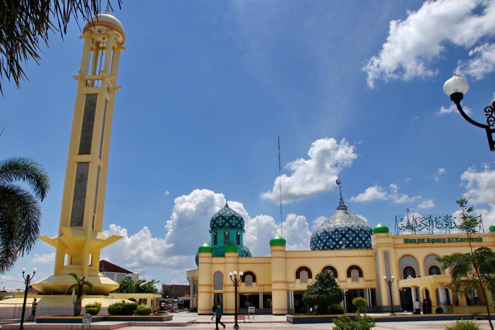 Masjid Agung Al-Karomah, Pusat Keagamaan di Martapura