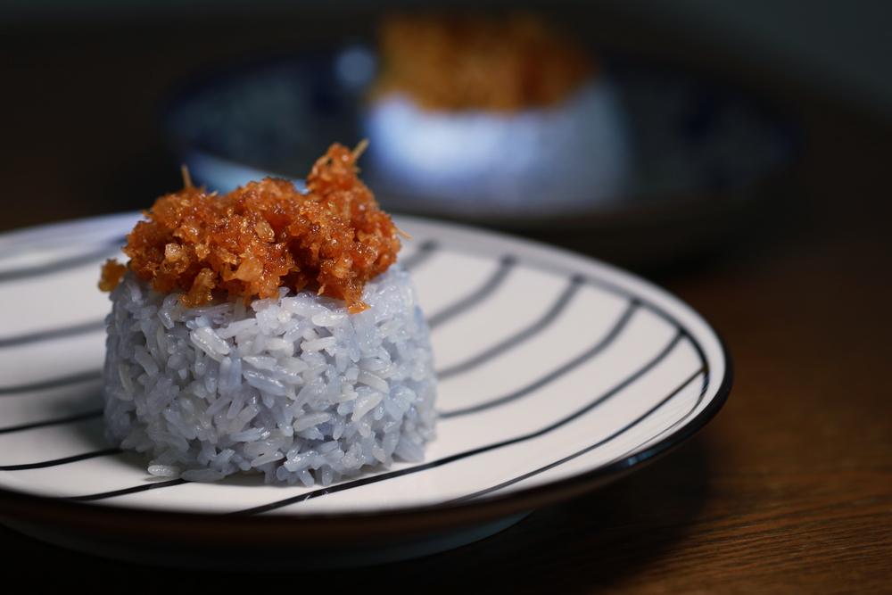 Songkolo Bagadang: Kuliner Khas Makassar yang Lezat
