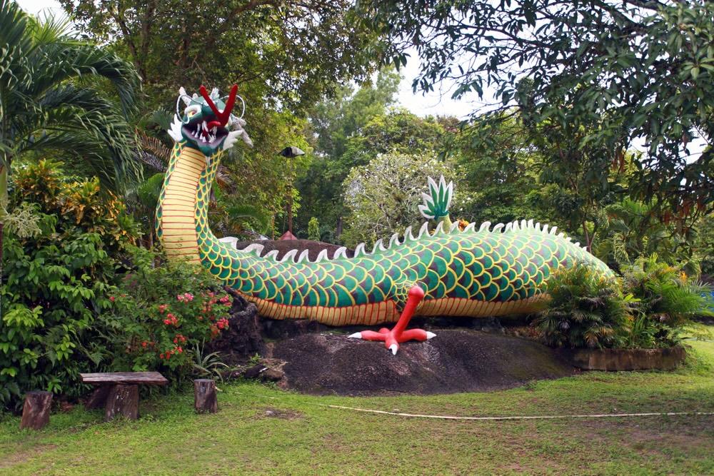 Museum & Zoo Tanjungpandan, Wisata Sejarah dan Satwa