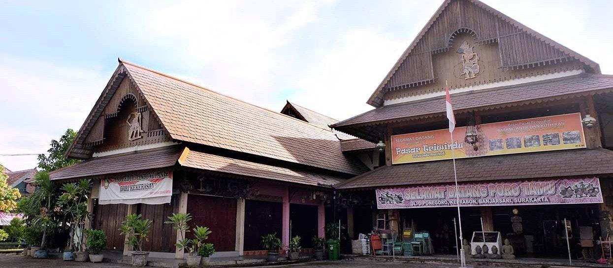 Triwindu Antique Market, Exciting Ancient Trading Experience