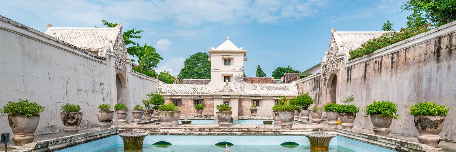 hero image for travel ideas detail