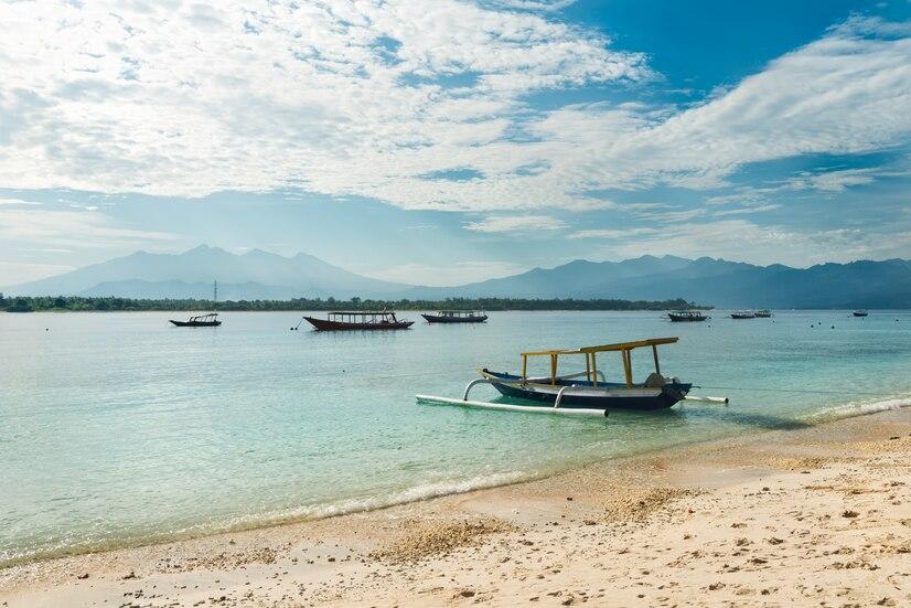 Tukik Anyer Surf and Sailing (Beginner)