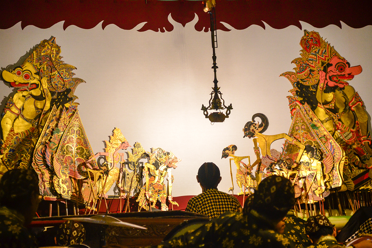 The Riveting WAYANG KULIT SHADOW PUPPET SHOWS of Java and Bali 