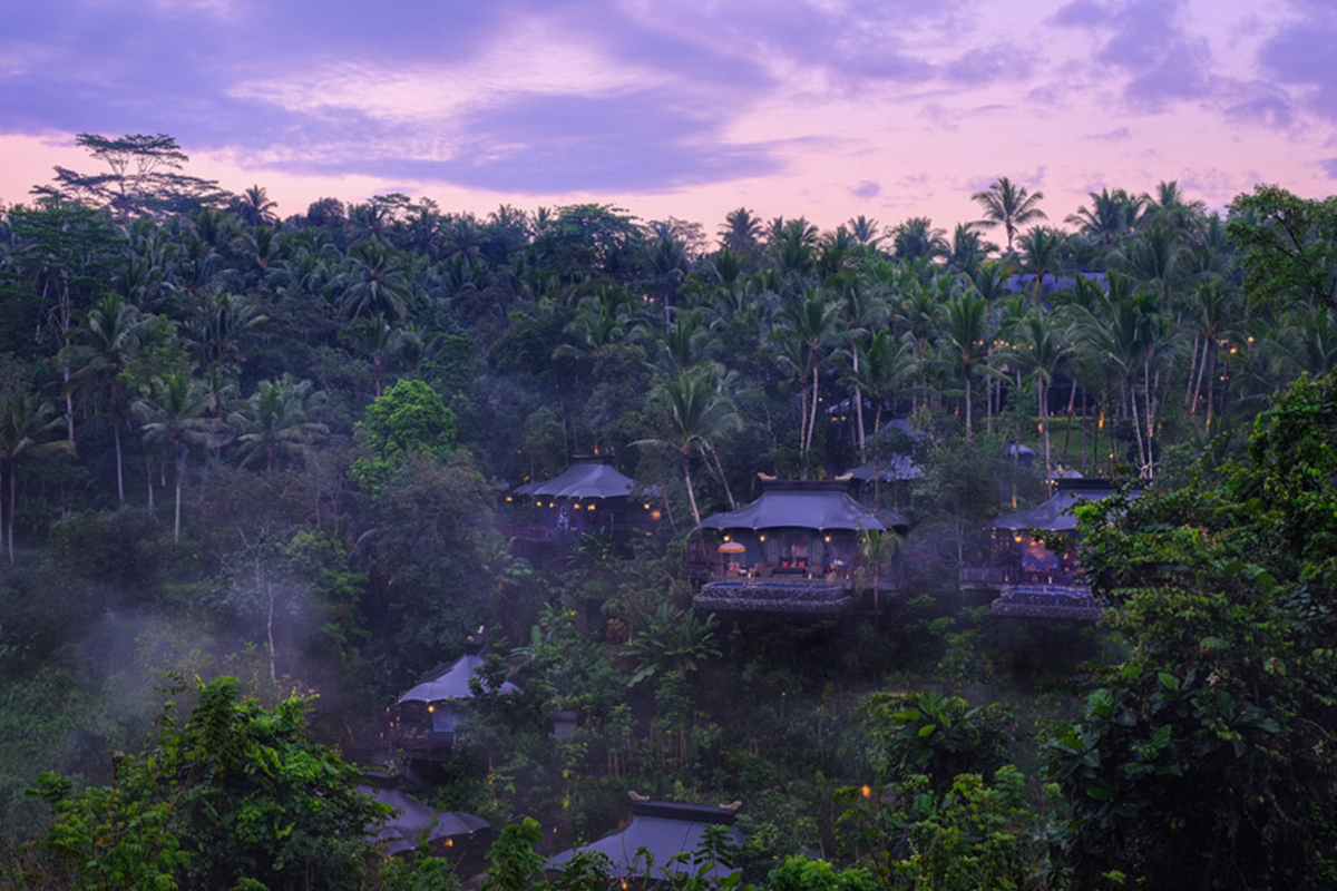 Pemandangan asri di Hotel Capella Ubud, Bali