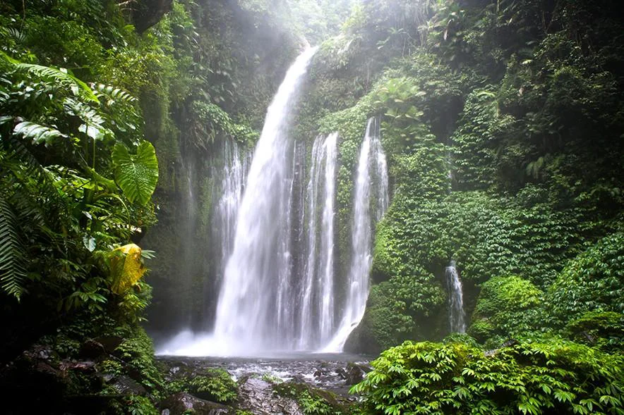 Lombok’s Wonderfully Refreshing Waterfalls 