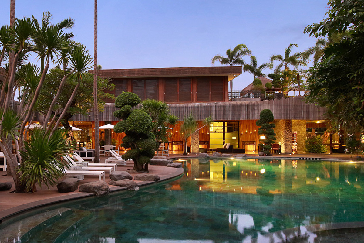 Royal Beach Seminyak, a Truly Romantic Getaway