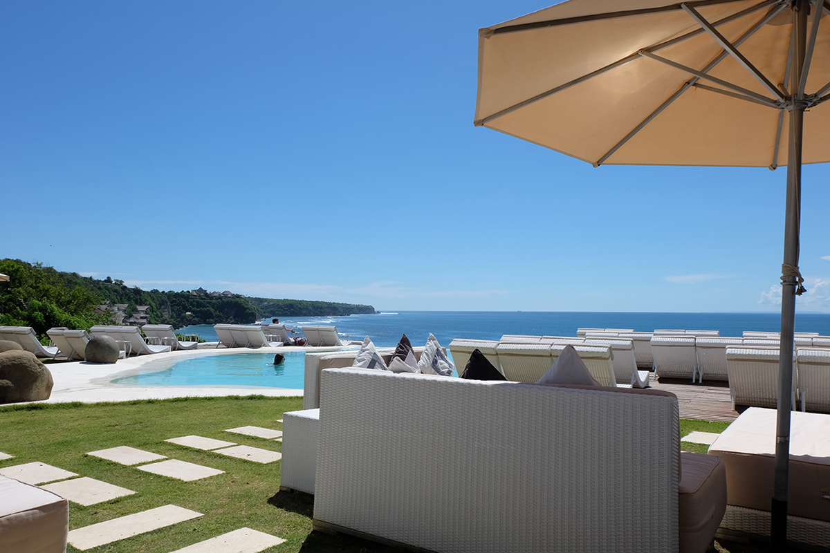 Klub pantai, tempat bersantai yang nyaman di Bali