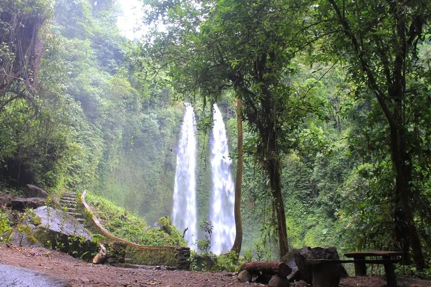 Lombok’s Wonderfully Refreshing Waterfalls 
