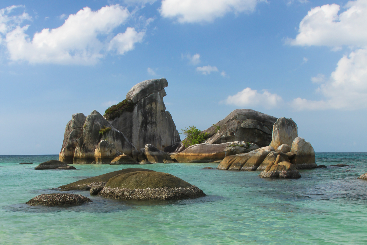 pulau burung di kepulauan bangka belitung