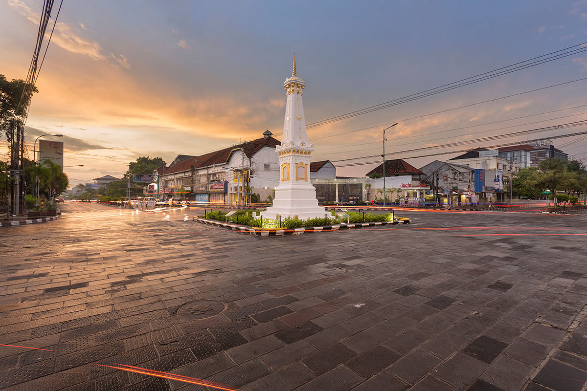 Spot ikonik di Yogyakarta, Tugu Yogyakarta